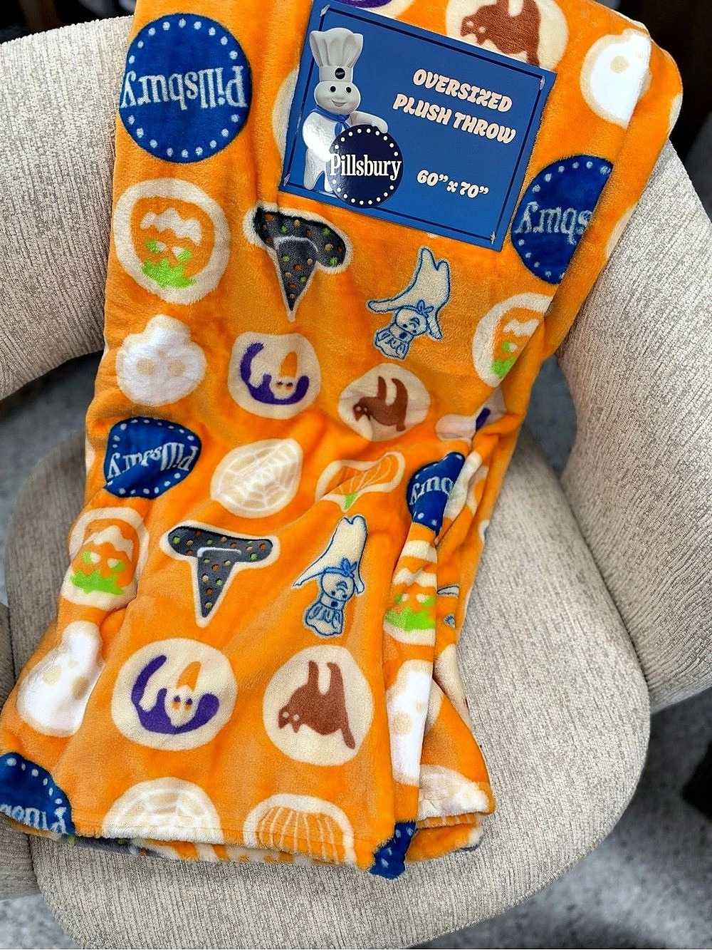 Pillsbury Halloween Cookie Oversized Plush Throw Blanket Orange & Blue